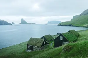 Picturesque view of tradicional faroese grass-covered houses