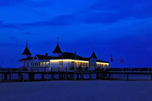 Mecklenburg Vorpommern Prints: Pier (Seebruecke) at night, Ahlbeck