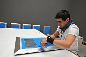 Wrap Prints: The Pinakothek der Moderne is preparing for the move and the upcoming renovations