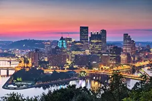 Pittsburgh, Pennsylvania, USA Downtown Cityscape at the Point