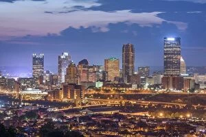 Images Dated 5th August 2019: Pittsburgh, Pennsylvania, USA skyline from the South Side at dusk