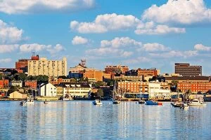 Images Dated 24th September 2016: Portland, Maine, USA coastal skyline in the morning