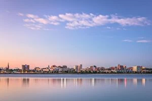 Images Dated 24th September 2016: Portland, Maine, USA downtown skyline from Back Cove at dawn