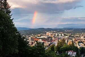 Images Dated 17th June 2018: Portland, Oregon, USA downtown cityscape with a sun shower and rainbow