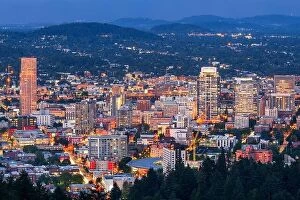 Images Dated 17th June 2018: Portland, Oregon, USA downtown cityscape at twilight