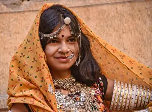 Headwear Prints: Portrait Maharani in Jaisalmer, Rajasthan, India