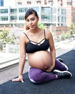 Work Out Prints: Pregnant woman expecting twins