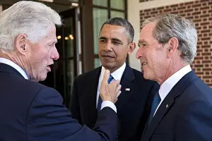 Barack Obama Prints: President Barack Obama talks with former Presidents Bill Clinton and George W