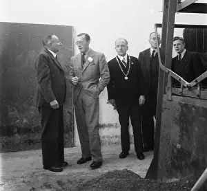 Celebrations Prints: Prins Bernhard visits Zeeuws-Vlaanderen (Crowns) Date: October 15