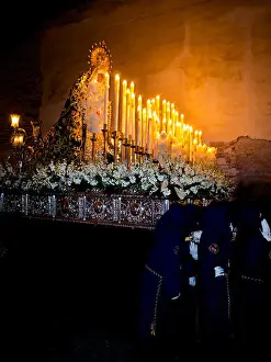 Toledo Prints: Procesión de Semana Santa. Talavera de la Reina.Toledo. Castilla la Mancha. España