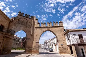 Medieval City Prints: Puerta de Jaén y Arco de Villalar in Plaza del Pópulo
