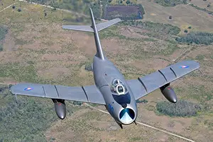 Fuselage Prints: A PZL-Mielec Lim-5, corresponding to the Mikoyan-Gurevich MiG-17F