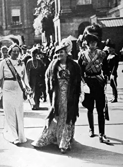 Dutch Holland Prints: Queen Wilhelmina and Crown Princess Juliana with Prince Bernhard of the Netherlands 1938