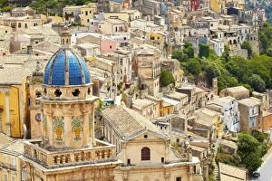 Images Dated 14th May 2013: Ragusa Ibla, town view with Santa Maria Church, Sicily, Italy UNESCO