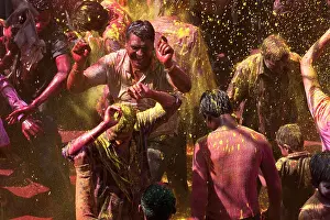 Throwing Prints: Rang Panchami, celebration of Holi with throwing of colors in Nasik, India