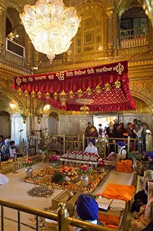 Mandir Prints: Reading the Granth Sahib inside the Hari Mandir (Divine Temple)