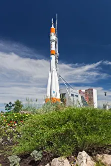 Countdown Prints: Real 'Soyuz' type rocket as monument