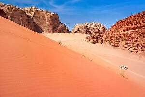 Images Dated 9th April 2018: Red sand dune, Wadi Rum Desert, Jordan