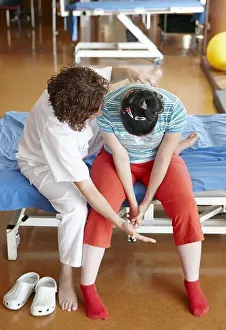 Barefeet Prints: Rehabilitation exercises, anoxic encephalopathy due to bilateral thrombosis