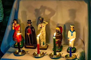 Praying Prints: Religious altar honoring the entities and deities present in Umbanda and Candomble in Brazil