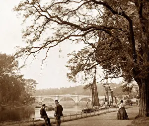 Richmond Upon Thames Prints: Richmond Bridge London Victorian period