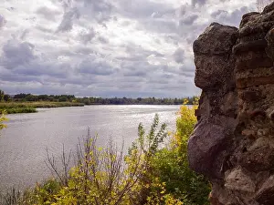 Toledo Prints: Río Tajo a su paso por Talavera de la Reina. Toledo. Castilla la Mancha. España