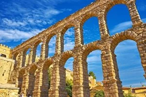 Images Dated 27th September 2016: Roman aqueduct bridge, Segovia, Spain, UNESCO
