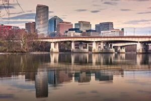 Images Dated 6th April 2015: Rosslyn, Arlington, Virginia, USA skyline on the Potomac River