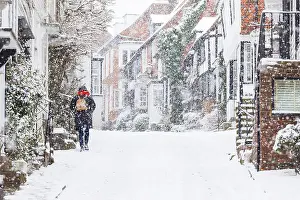 Snowing Prints: Rye, East Sussex, UK. 27th Feb, 2018