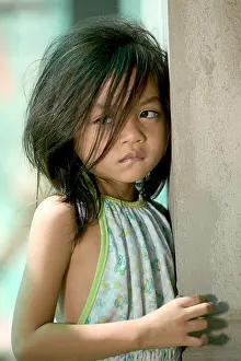 Phnom Penh Prints: sad cambodian girl