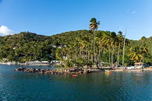 Beachfront Prints: Saint Lucia, West Indies - Marigot bay