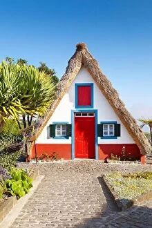 Images Dated 29th June 2013: Santana traditional house - Santana, Madeira Island, Portugal