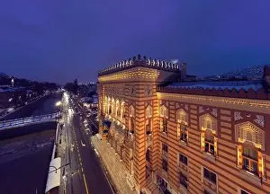 Sarajevo city hall or national library in town center aerialhyper lapse or time lapse