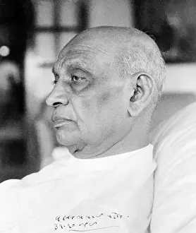 1949 Prints: Sardar Vallabhbhai Patel signed portrait