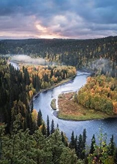 Images Dated 14th September 2018: Scenic river landscape with fall colors woodland at autumn morning in National Park, Finland