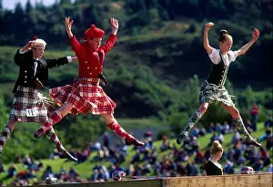 Tartan Prints: Scotts Dancers