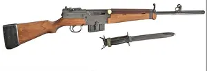 Militaria Prints: SERVICE WEAPONS, FRANCE, automatic rifle MAS model 1949/56