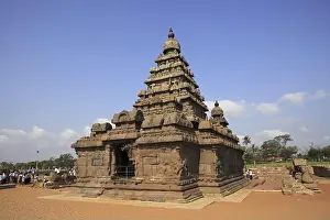 Religions Prints: Shore temple dedicated to gods Vishnu and Shiva built during the reign of Pallava King Rajasimha (c)