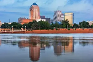 Shreveport, Louisiana, USA downtown skyline on the Red River at twilight