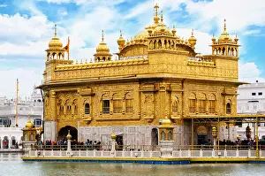 Praying Prints: Sikh golden palace in India