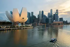 Singapore business district skyline and Singapore skyscraper in night at Marina Bay. Asia
