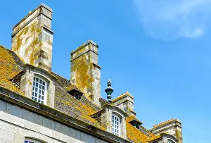Lichen Prints: The slate roof covered with lichen