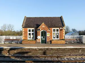 Wiltshire Prints: Small waiting room building dated 1984 on platform of rural railway station