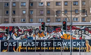 Socialist Realism, Kunst am Pressehaus am Alexanderplatz, Berlin, Germany
