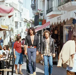 Hairdo Prints: Sommerurlaub in Ibiza-Stadt, Ibiza 1976. Summer vacation in the city of Ibiza; Ibiza 1976