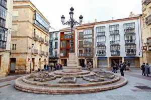 Knights Prints: Soria, España - 25 Marzo 2016: Rosel Square and San Blas