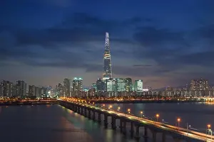 South Korea skyline of Seoul, The best view of South Korea with Lotte world mall at Jamsil