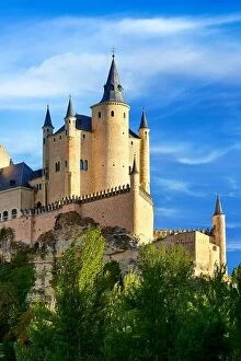 Images Dated 27th September 2016: Spain - Segovia castle