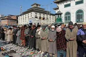 Devotees Prints: Srinagar, Kashmir. 27 November 2020