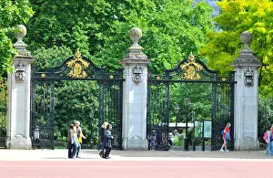 Gates Prints: St. James's Park entrance, London, Britain, UK